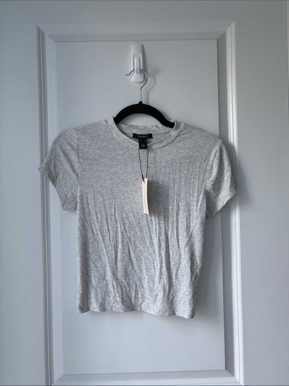 NWT Forever 21 Ribbed Baby Tee in Light Gray
